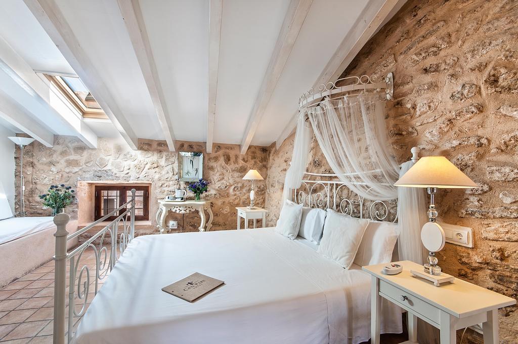 Ca'n Pere Hotel